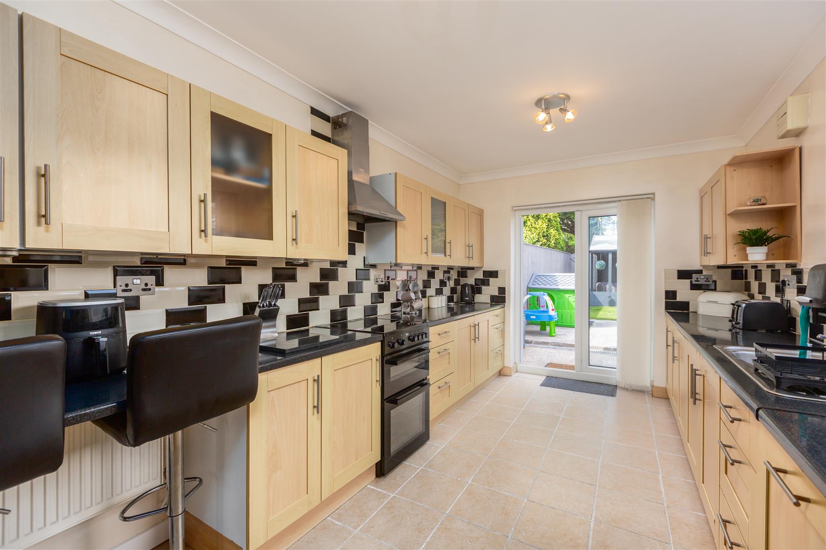 Cecil Street, Manselton, Swansea, SA5 8QJ